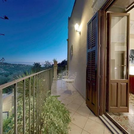 Villa Baglio Fasana Whole