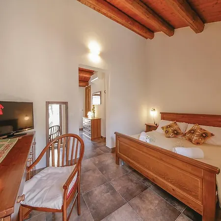 Villa Baglio Fasana Whole *